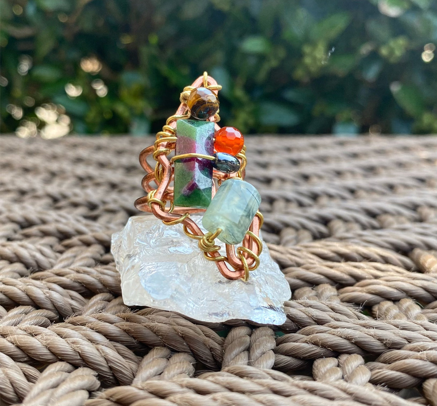 COPPER+ZOISITE+CARNELIAN+TIGERS EYE+PREHNITE+HEMATITE PARTY RING
