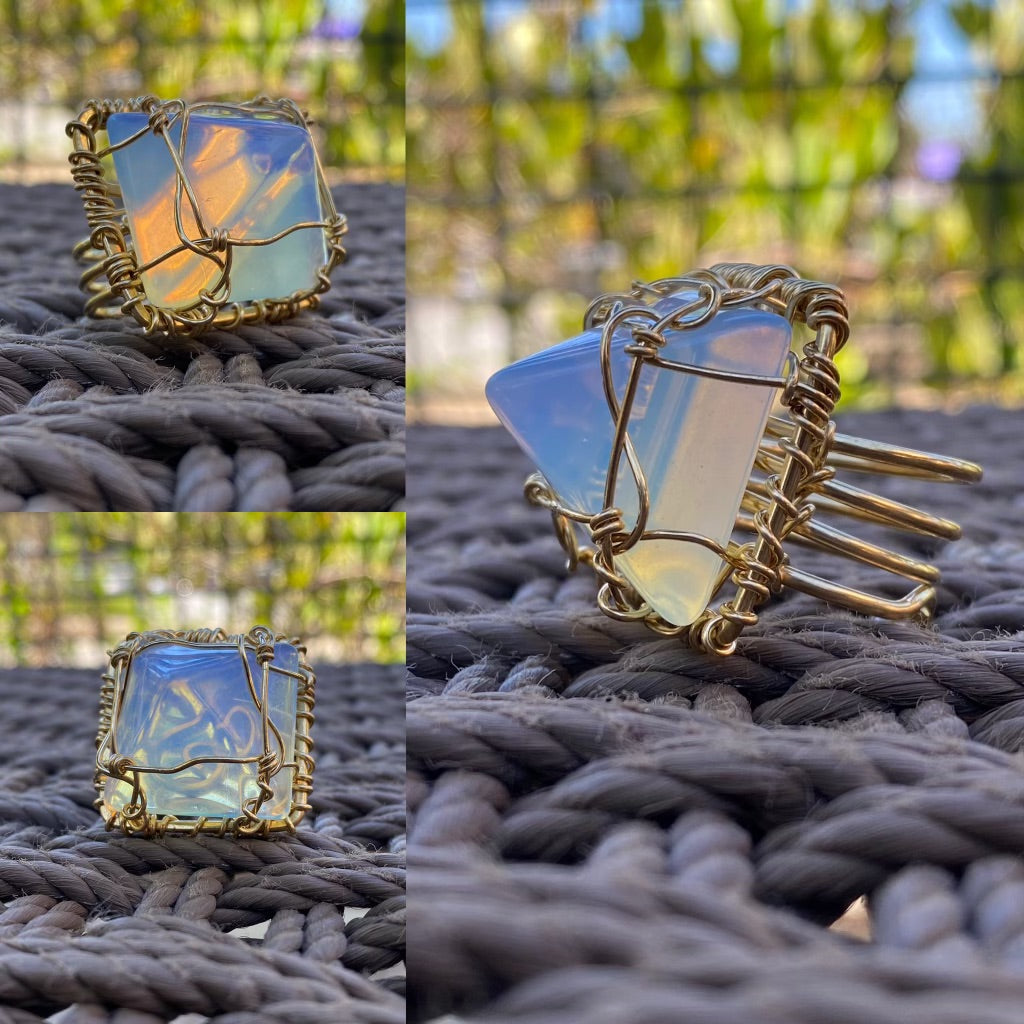 BRONZE+OPALITE PYRAMID RING