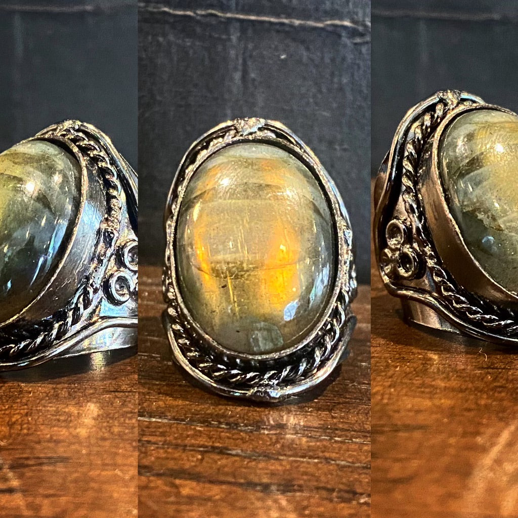 JEWELRY GRADE STEEL+LABRADORITE RING