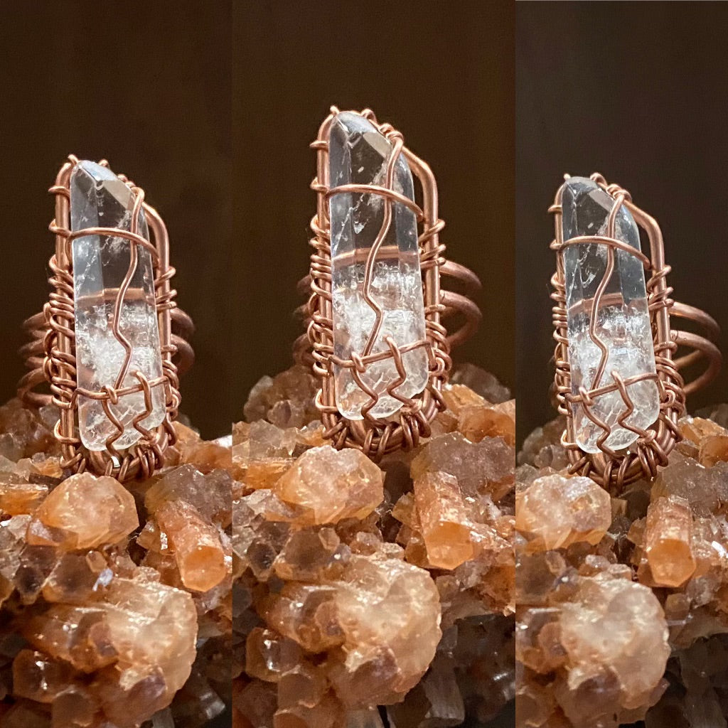 COPPER+CLEAR QUARTZ POINT RING