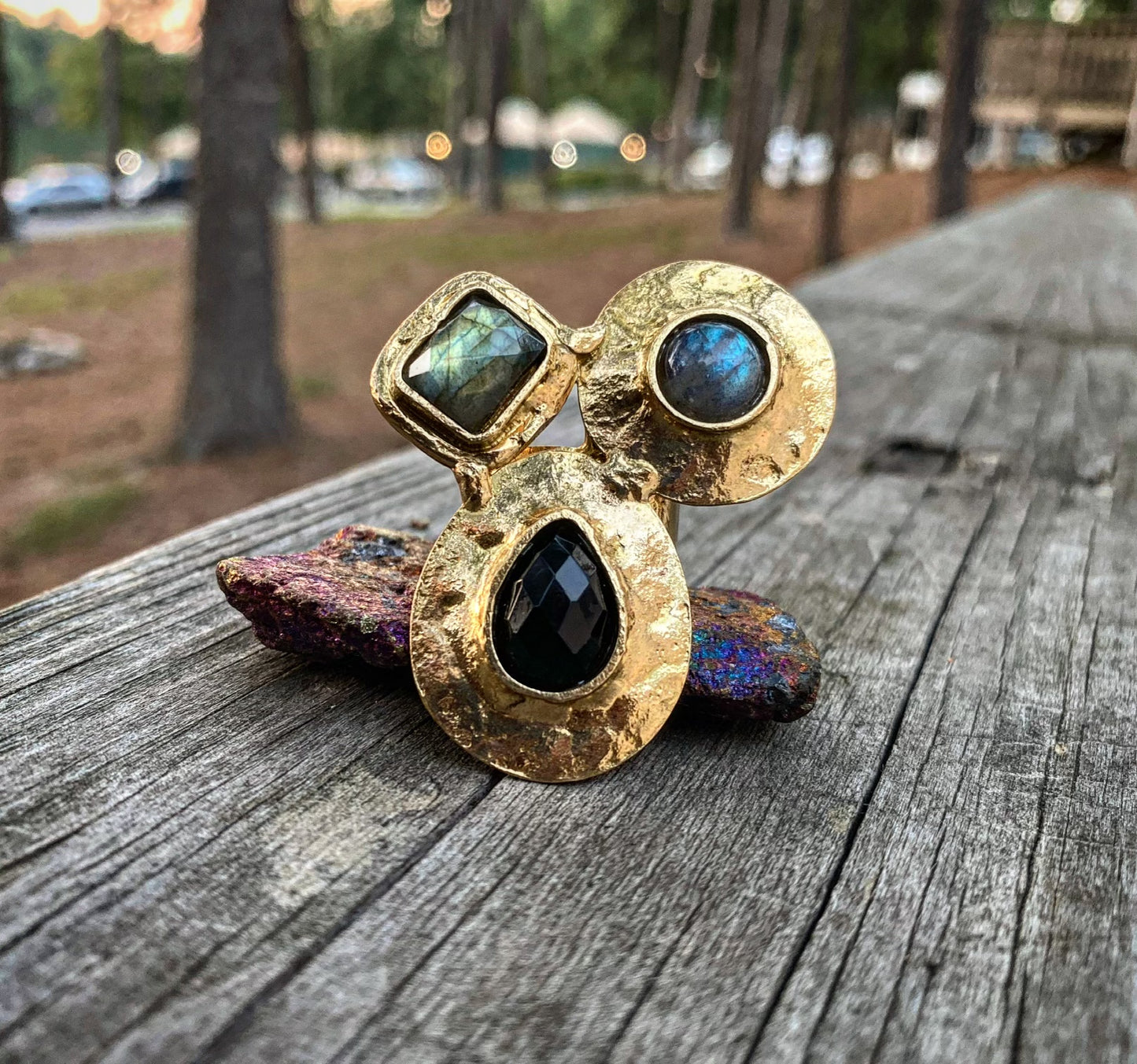 BRASS+LABRADORITE+ ONYX SHIELD RING