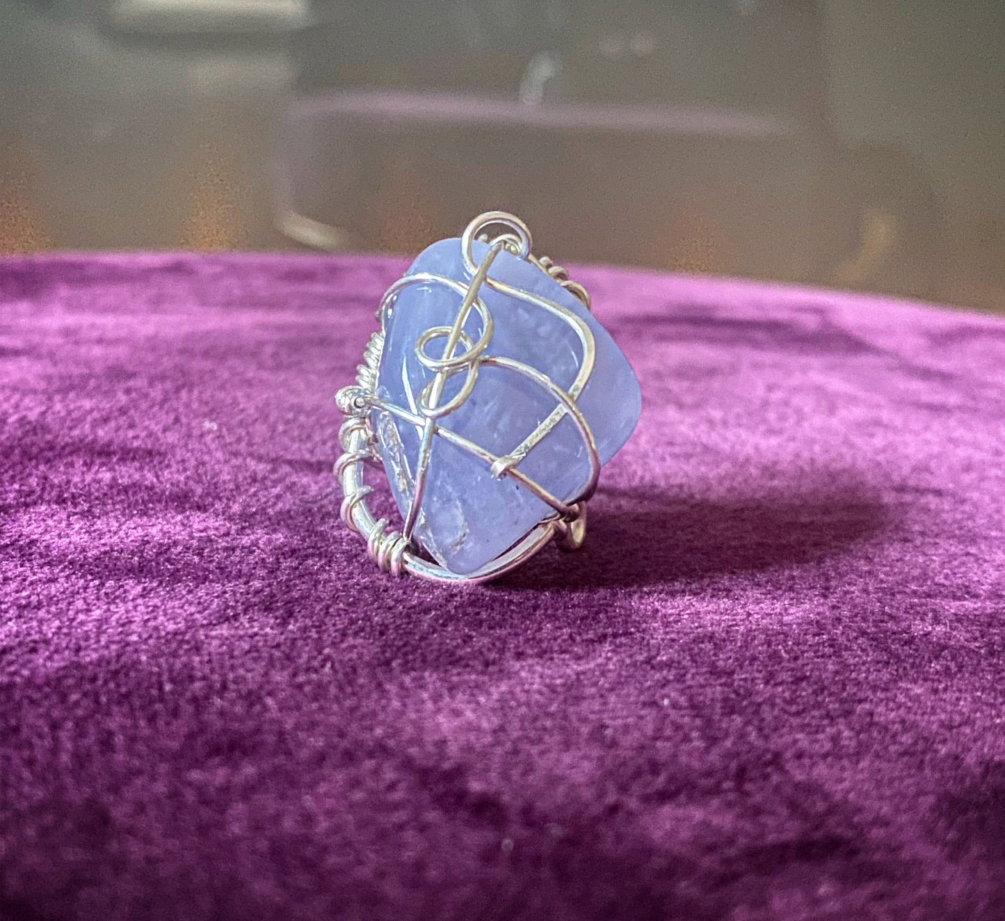 SILVER+CHALCEDONY RING