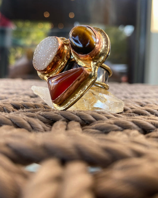 BRASS+COPPER+  CARNELIAN+TIGERS EYE+DRUZY QUARTZ RING