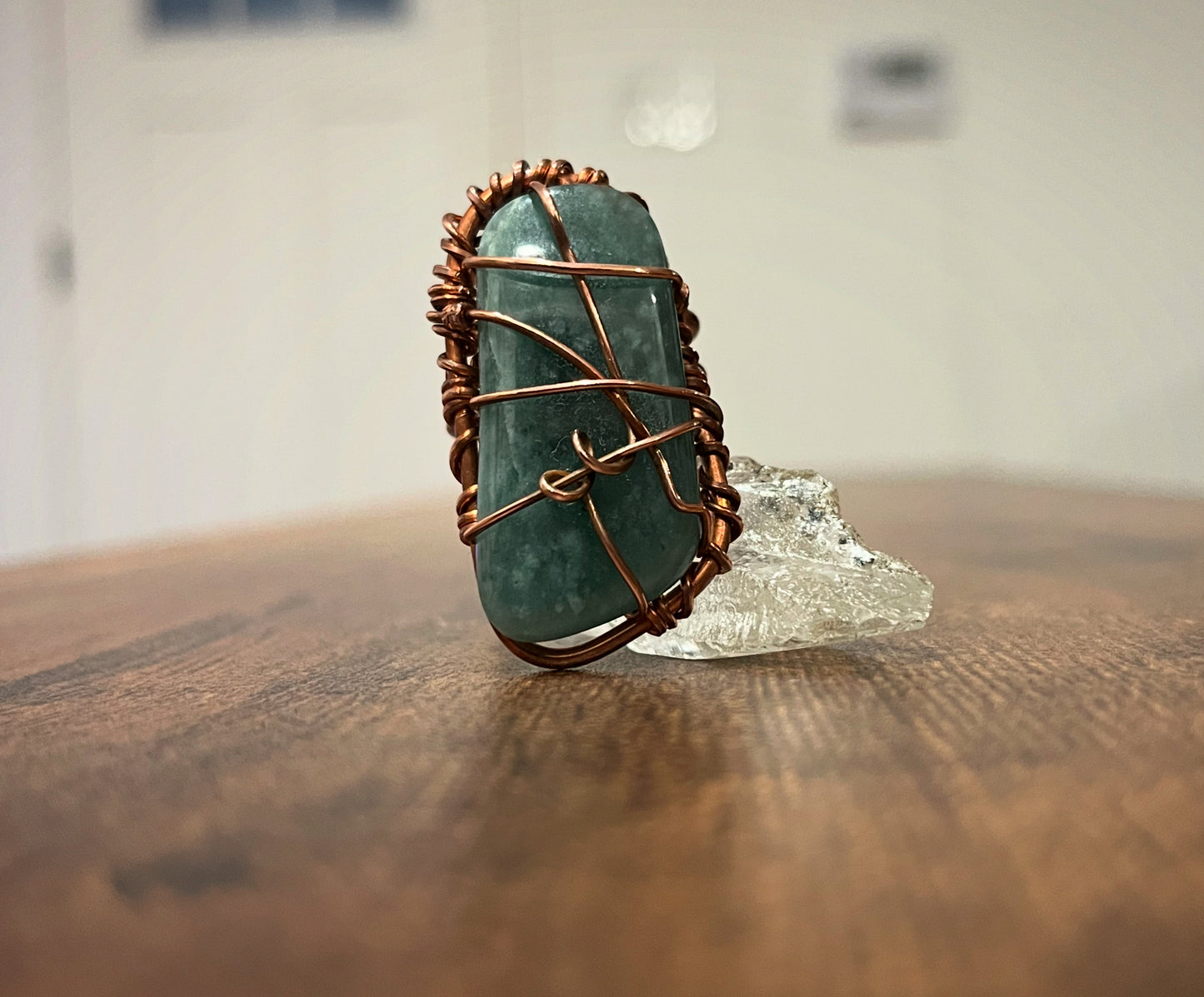 BLUE JADE RING IN COPPER