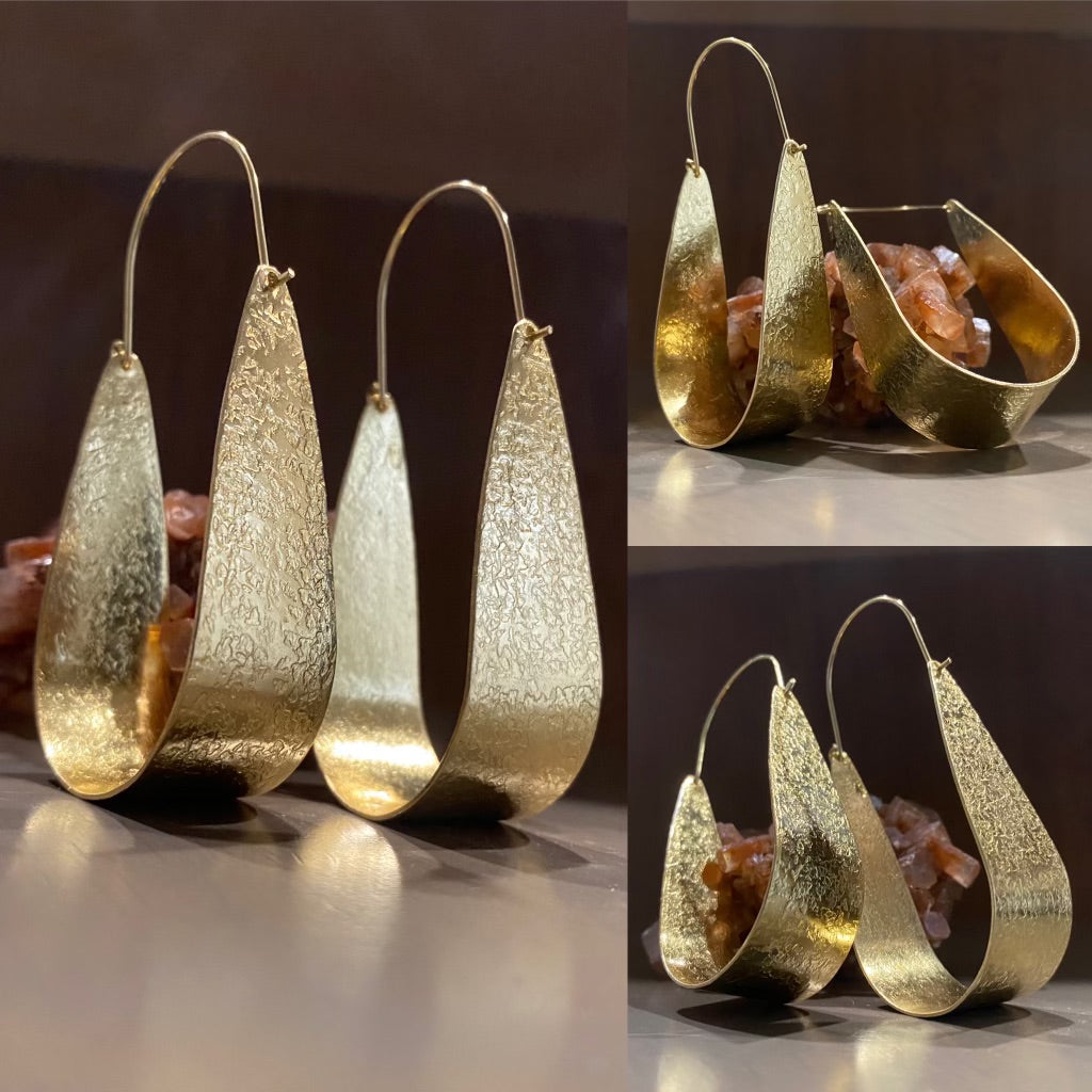 ETCHED BRASS ARCHED HOOP EARRINGS