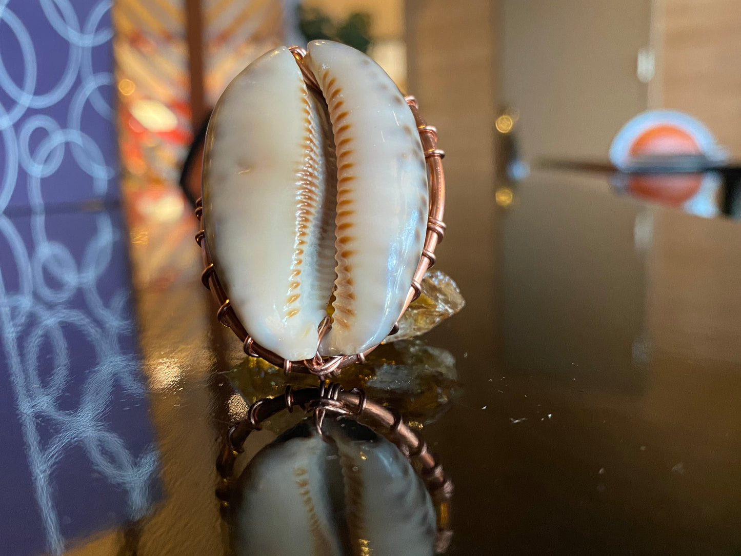 ✨ABUNDANT WAYS✨ COPPER+LARGE COWRIE SHELL RING
