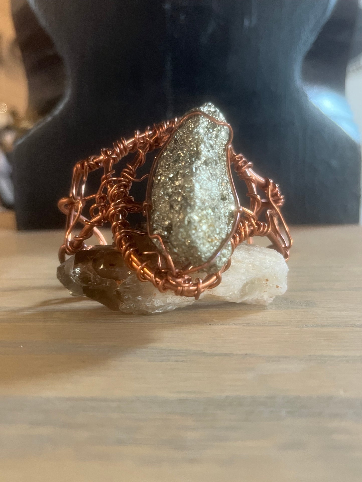 PYRITE CUFF BRACELET IN COPPER