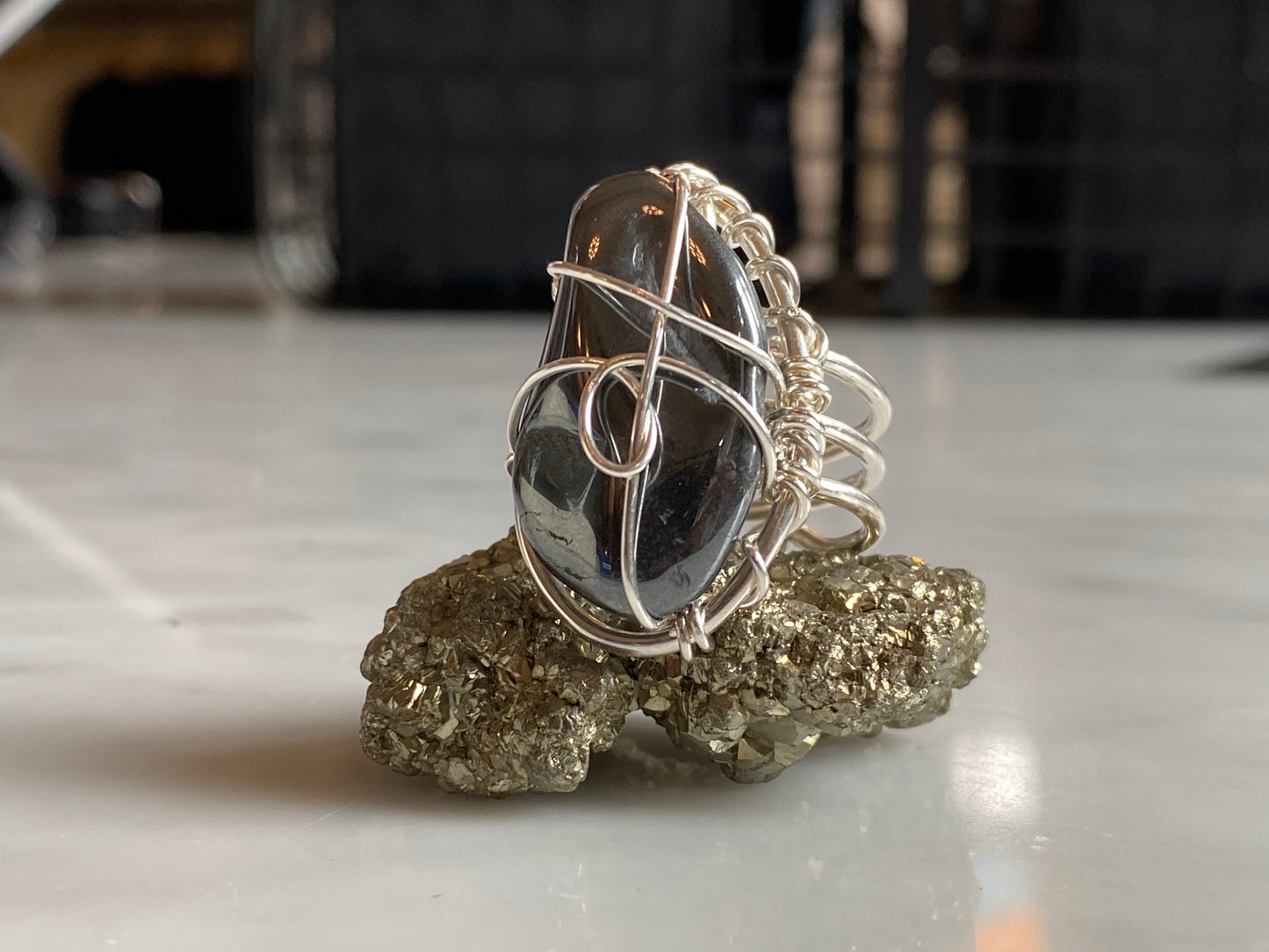 SILVER+HEMATITE RING