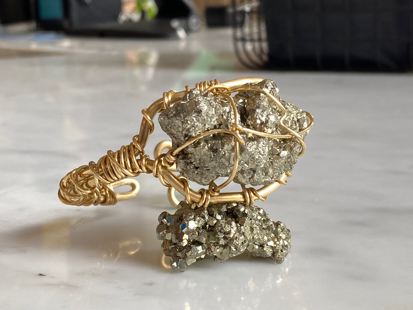 BRONZE+PYRITE CUFF BRACELET