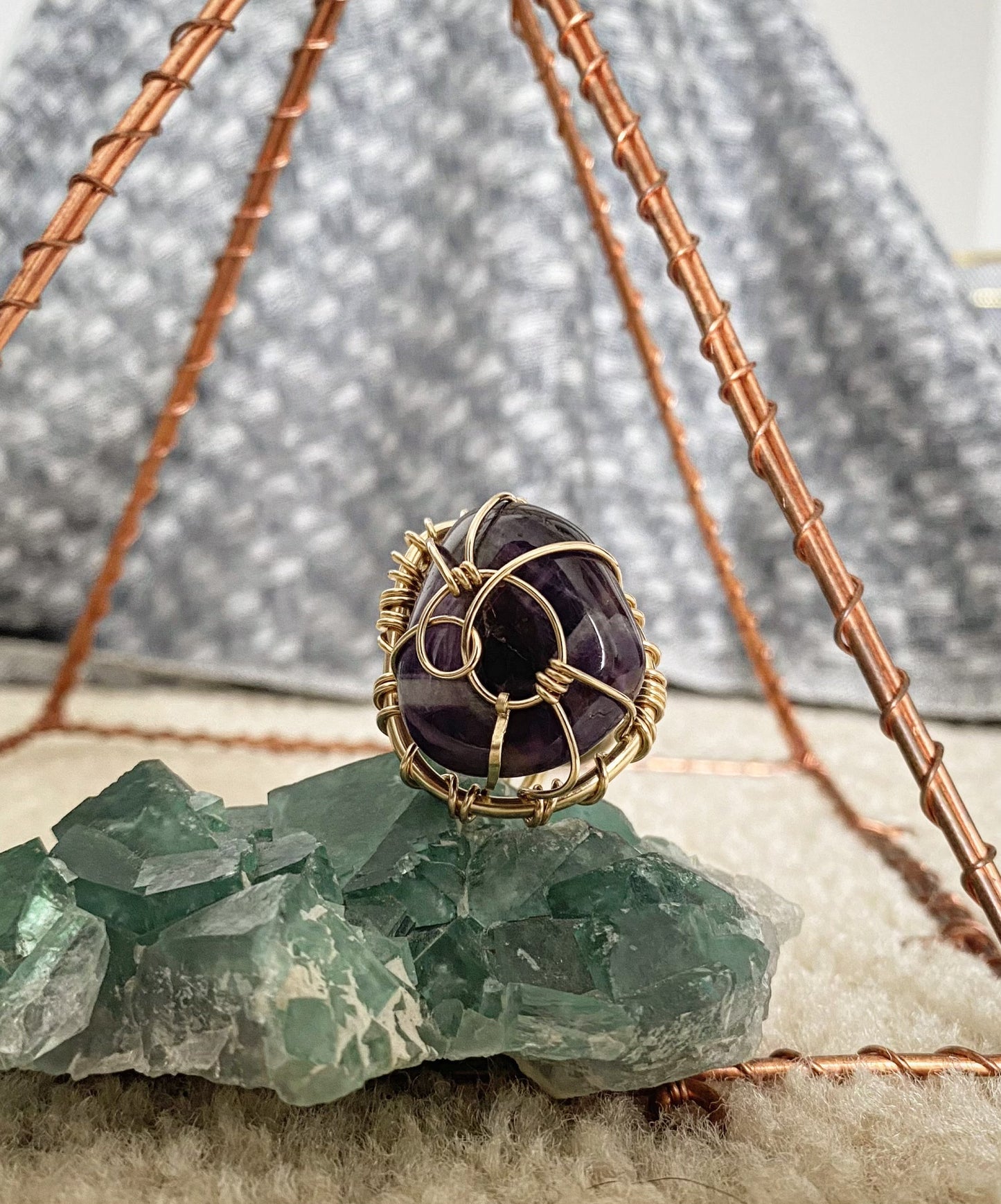 BRONZE+DEEP PURPLE AMETHYST RING