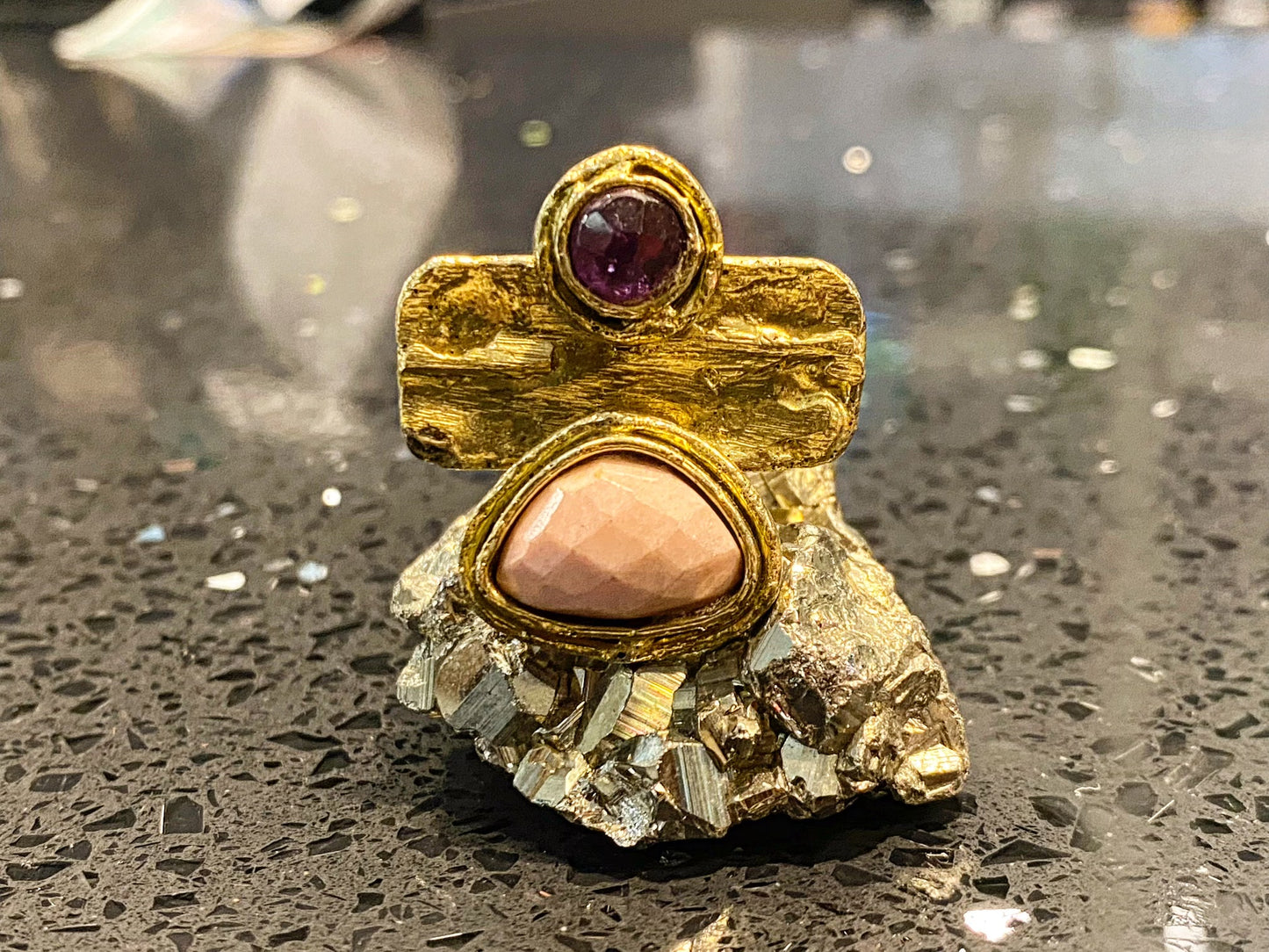 ✨LOVE MOTHERSHIP✨ BRASS+RHODONITE+AMETHYST RING