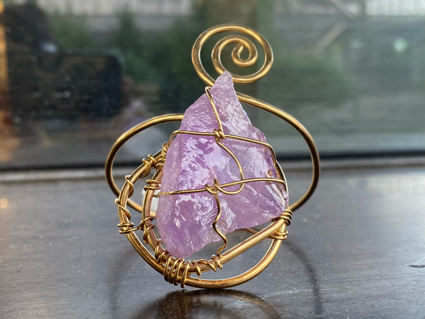 BRONZE+RAW AMETHYST SWIRL WRAP BRACELET