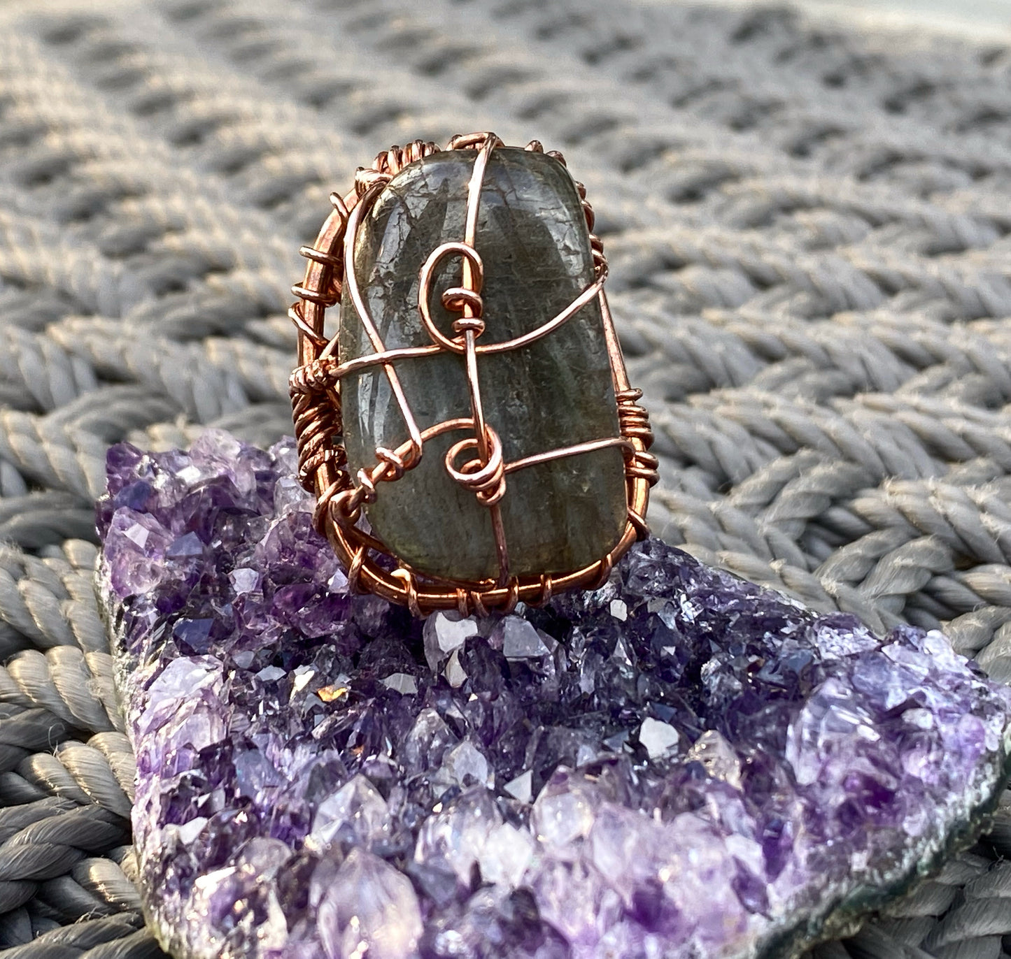 COPPER+LABRADORITE SEMI-CHUNKY RING