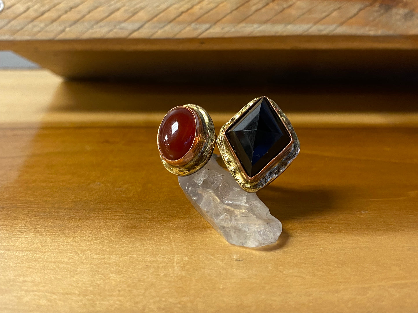 BRASS+ONYX+CARNELIAN CUFF RING