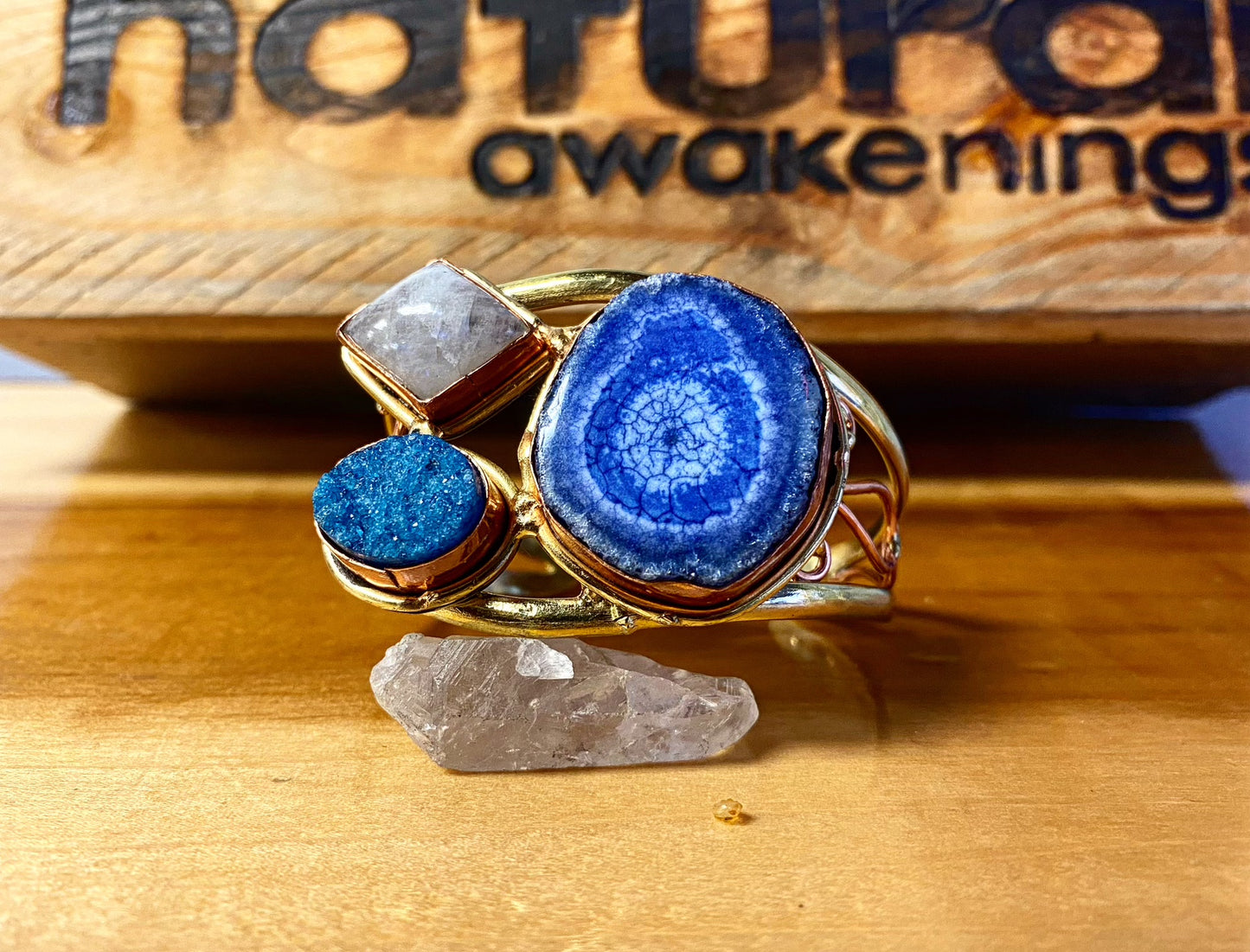 BRASS+2X AGATE DRUZY+MOONSTONE CUFF BRACELET