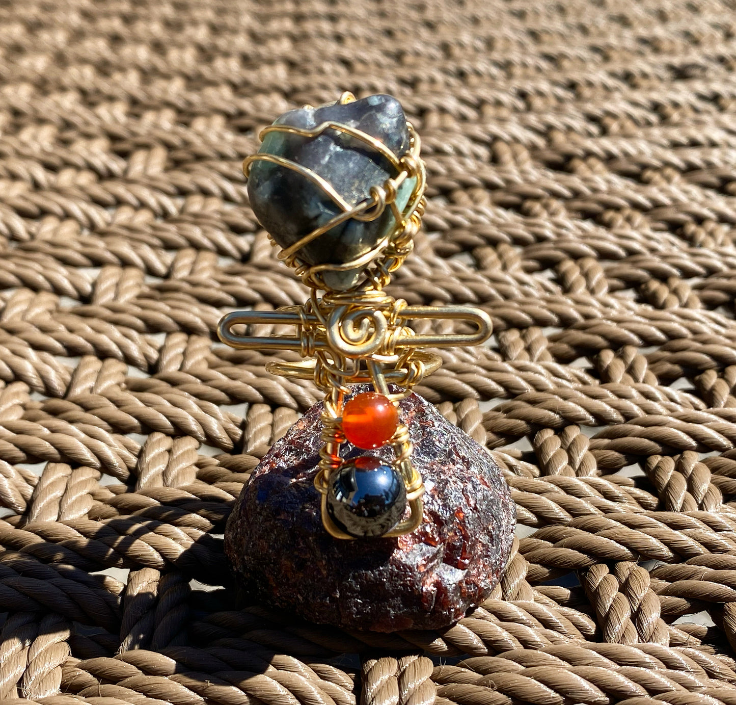 BRONZE+EMERALD+CARNELIAN+HEMATITE ANKH RING