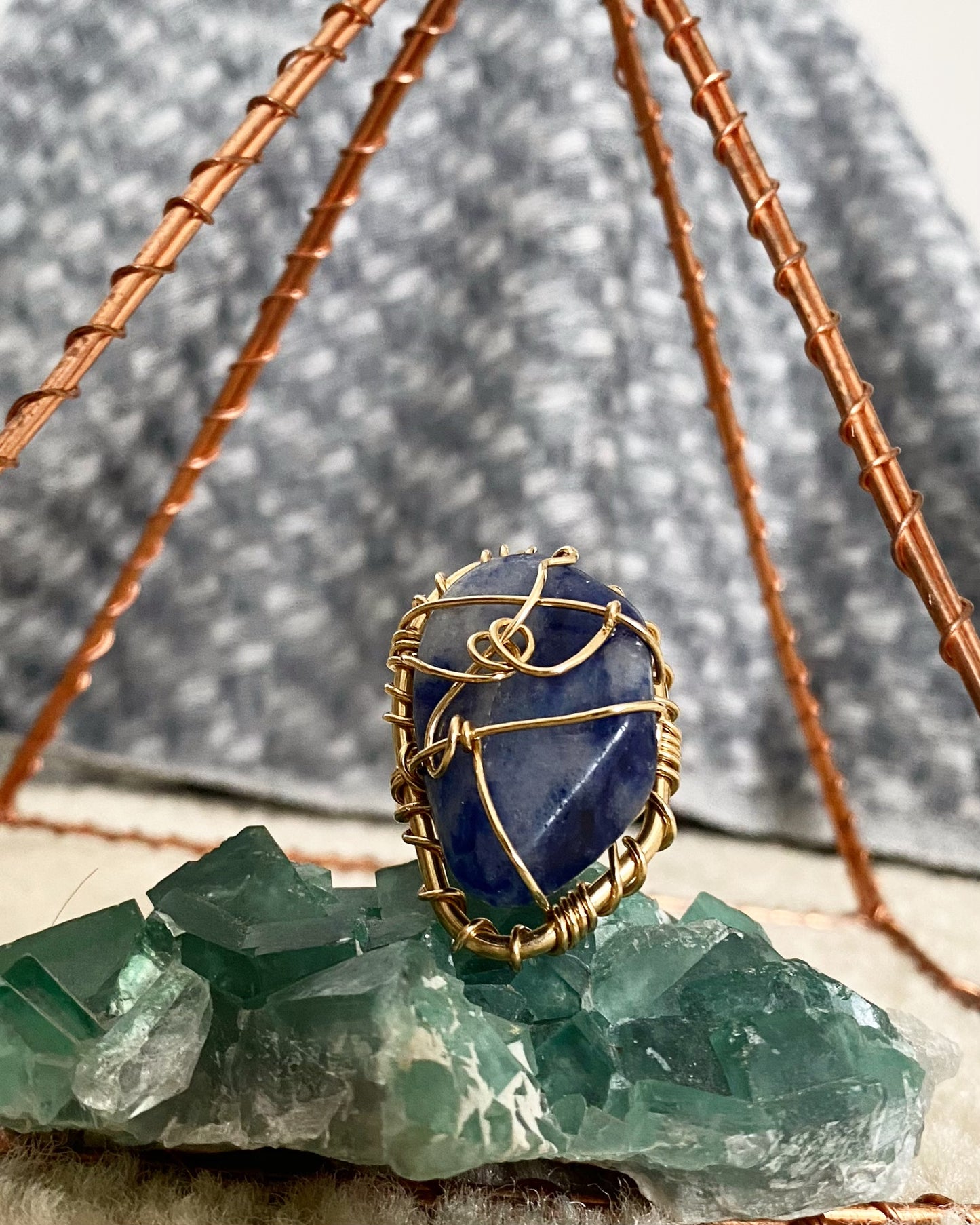 BRONZE+BLUE QUARTZ RING