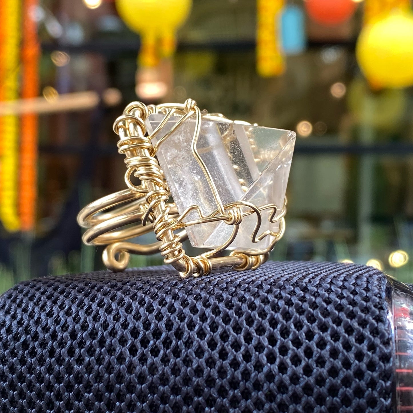 BRONZE+CLEAR QUARTZ PYRAMID RING