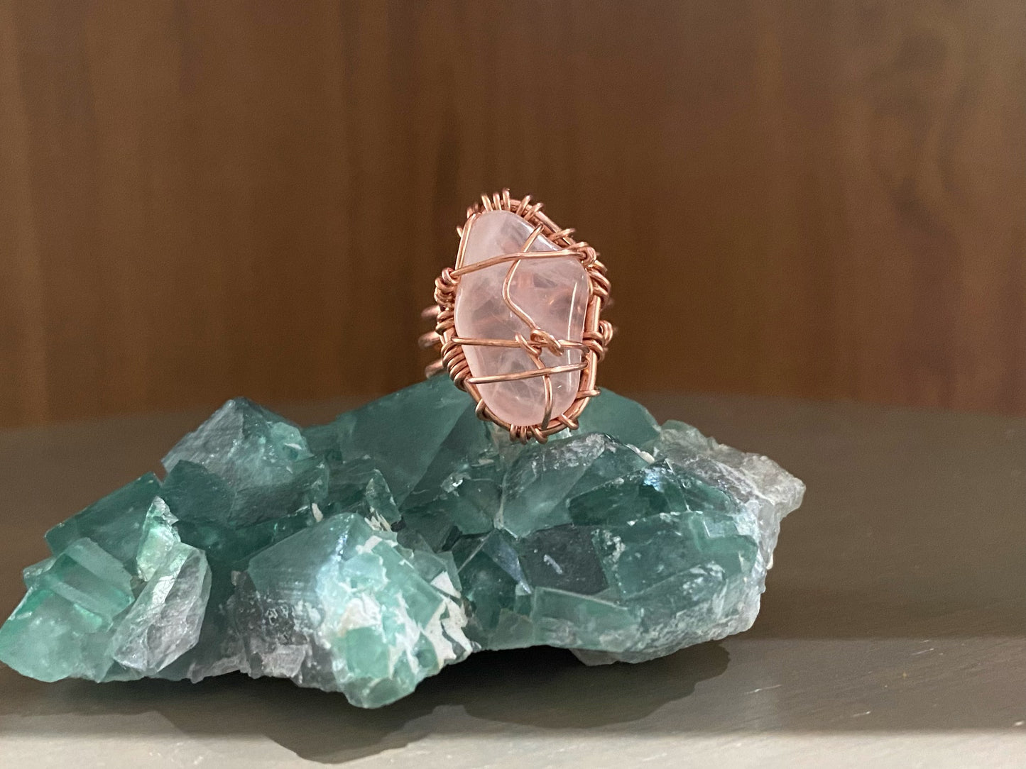 COPPER+ROSE QUARTZ RING