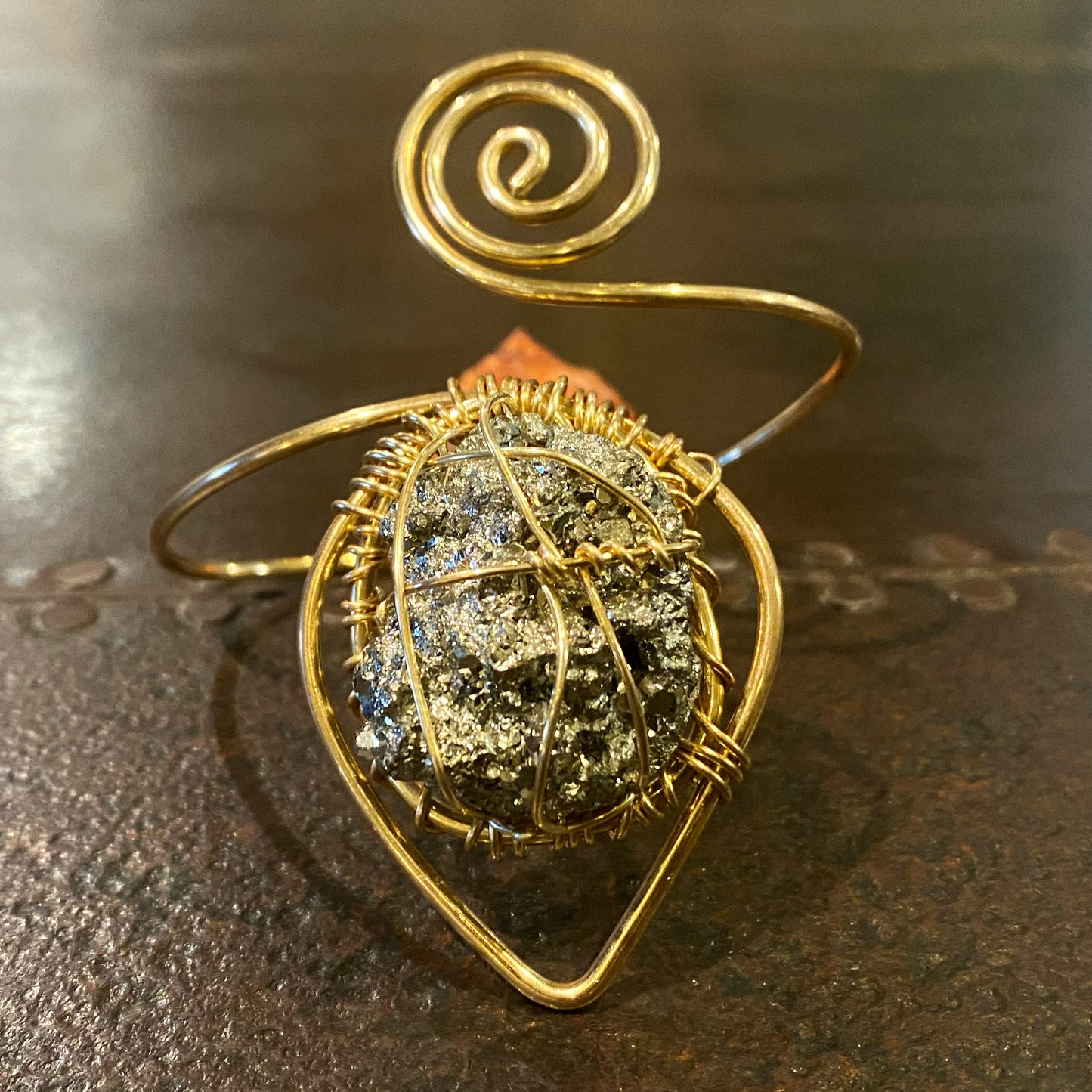 BRONZE+PYRITE SWIRL WRAP BRACELET