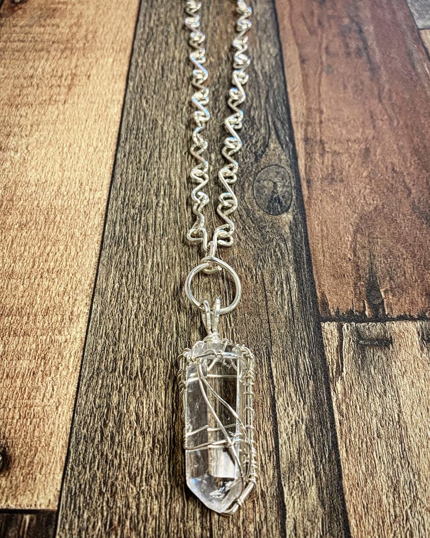SILVER+CLEAR QUARTZ POINT S-LINK NECKLACE