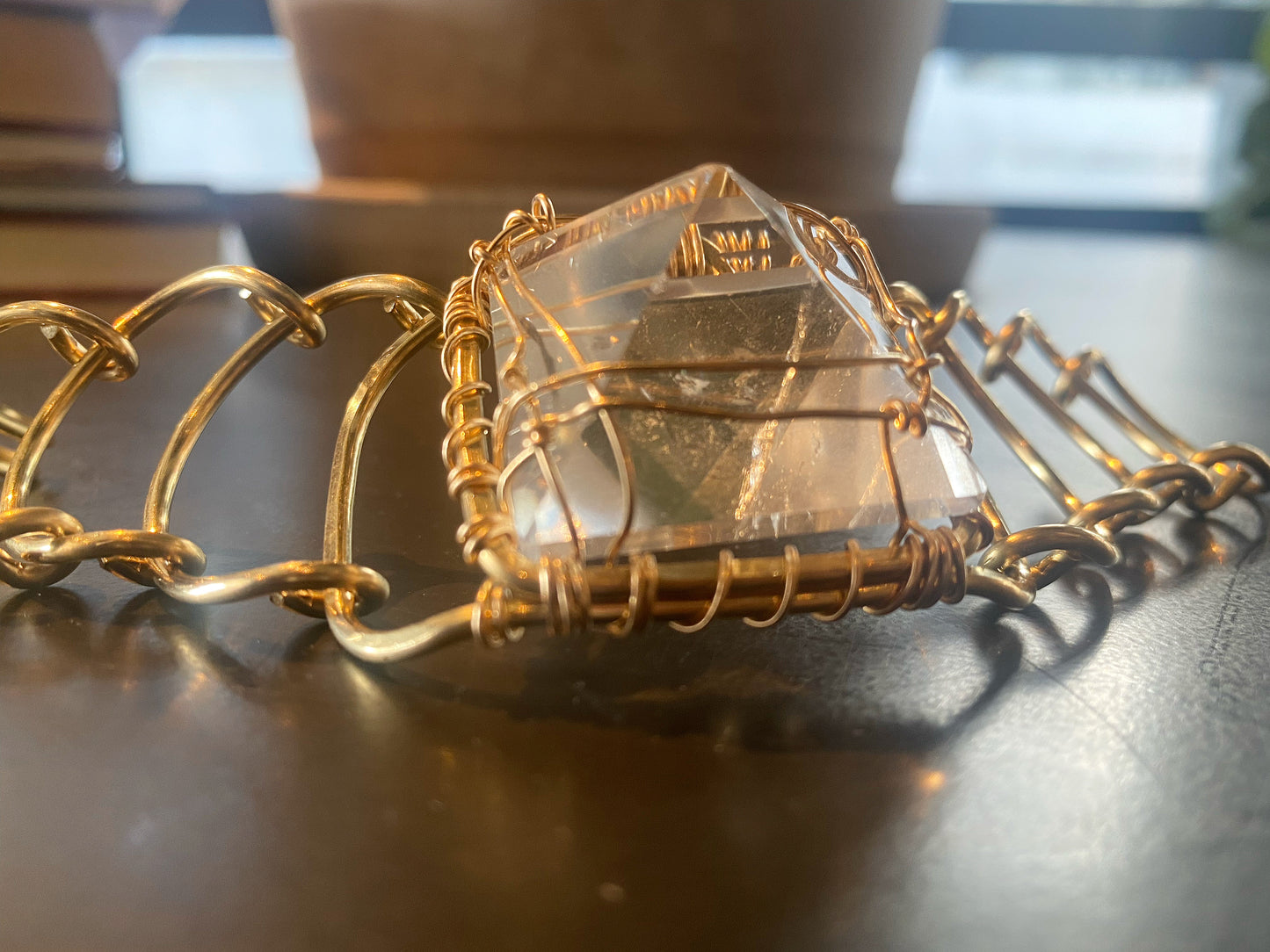 BRONZE+CLEAR QUARTZ PYRAMID ARCLINK BRACELET