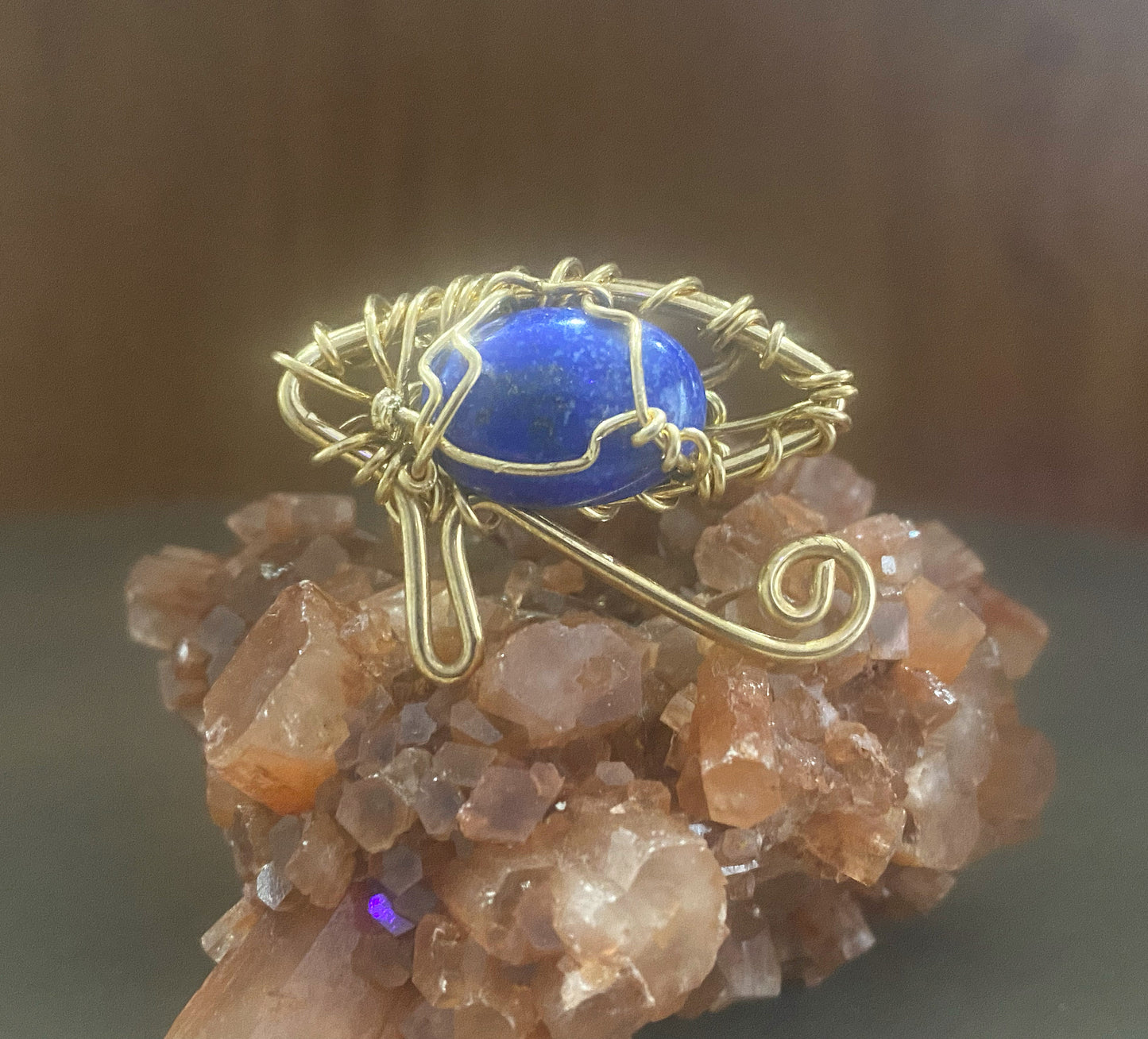 BRONZE+LAPIS LAZULI EYE RING