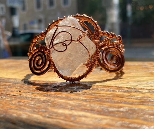 COPPER+RAW QUARTZ CUFF BRACELET