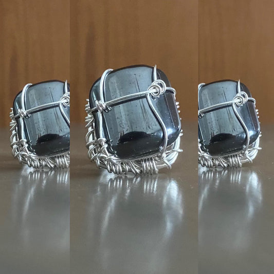 CHUNKY SILVER+MAGNETIC HEMATITE RING