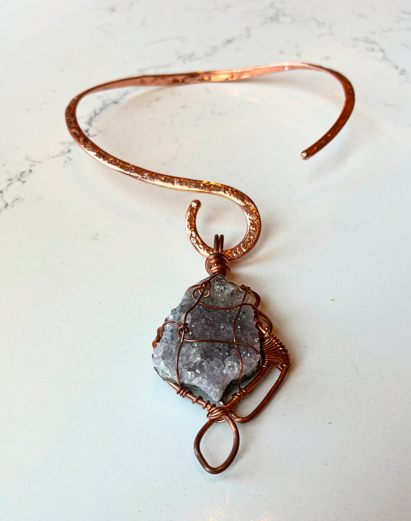 AMETHYST SWAVE NECKLACE IN COPPER