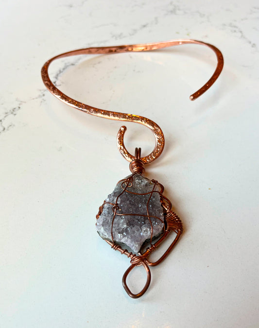 AMETHYST SWAVE NECKLACE IN COPPER