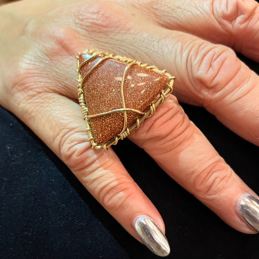 ✨ELEGANT INFLUENCE✨  BRONZE+GOLDSTONE RING
