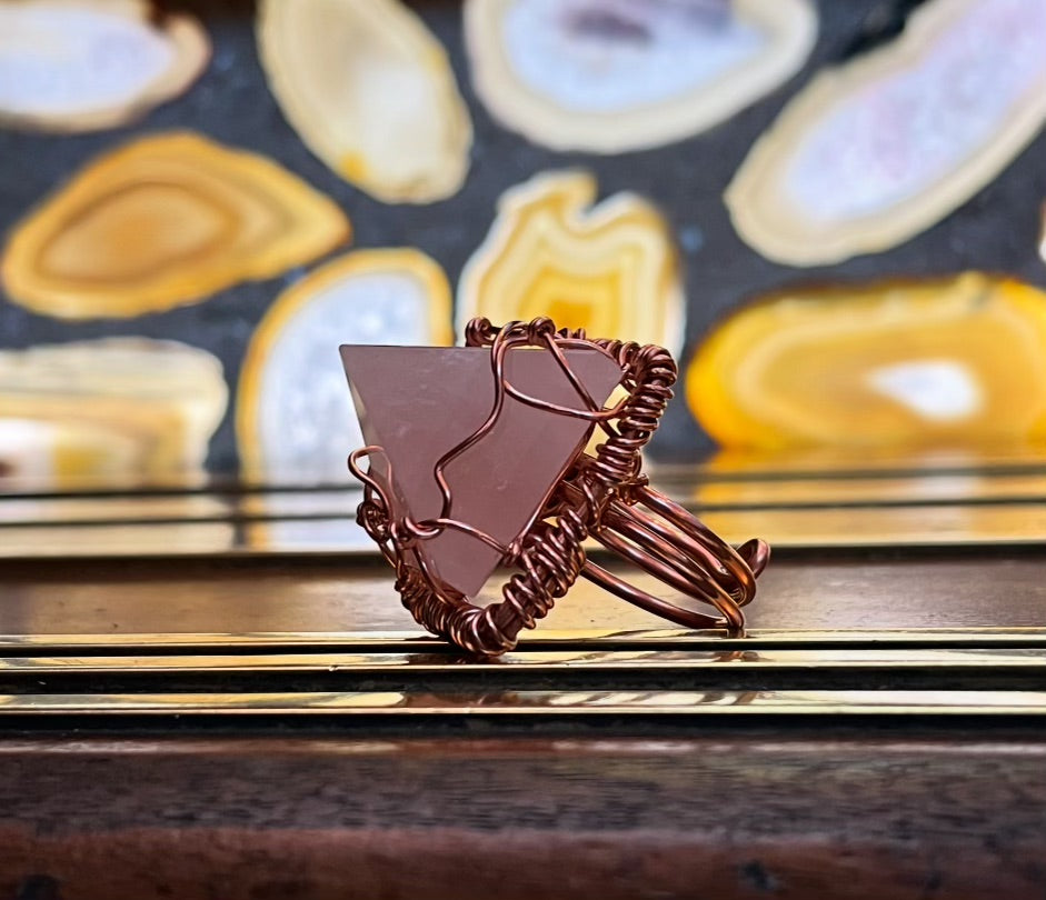 BRONZE+ROSE QUARTZ PYRAMID RING