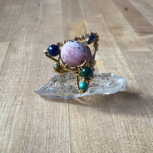 BRONZE+RHODOCHROSITE+ MALACHITE+HEMATITE+  TURQUOISE+IOLITE PARTY RING