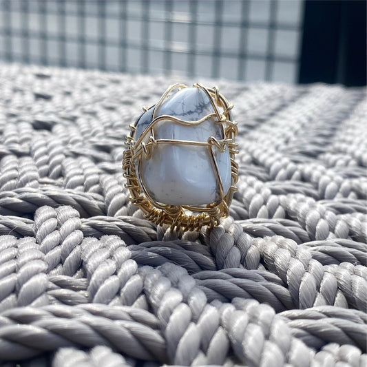 BRONZE+HOWLITE RING