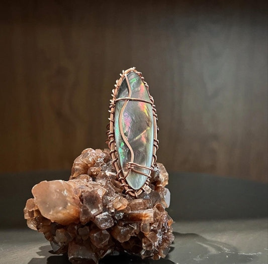 COPPER+PEARL ABALONE SHELL RING