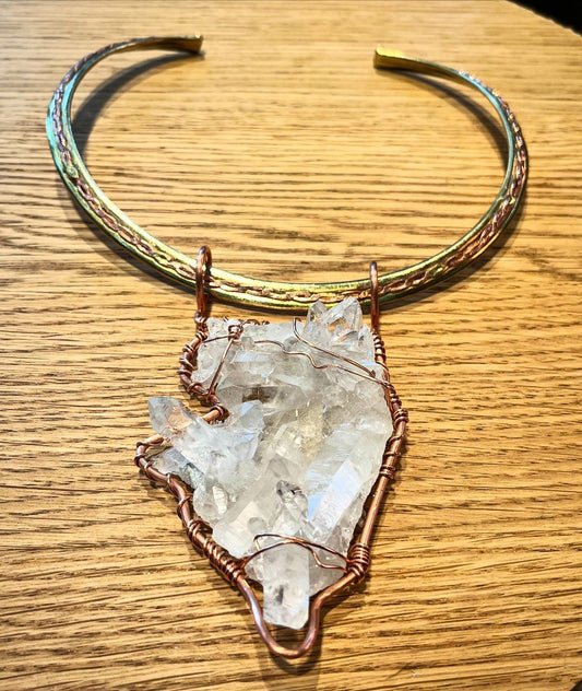 COPPER+BRONZE+CLEAR QUARTZ CLUSTER NECKLACE