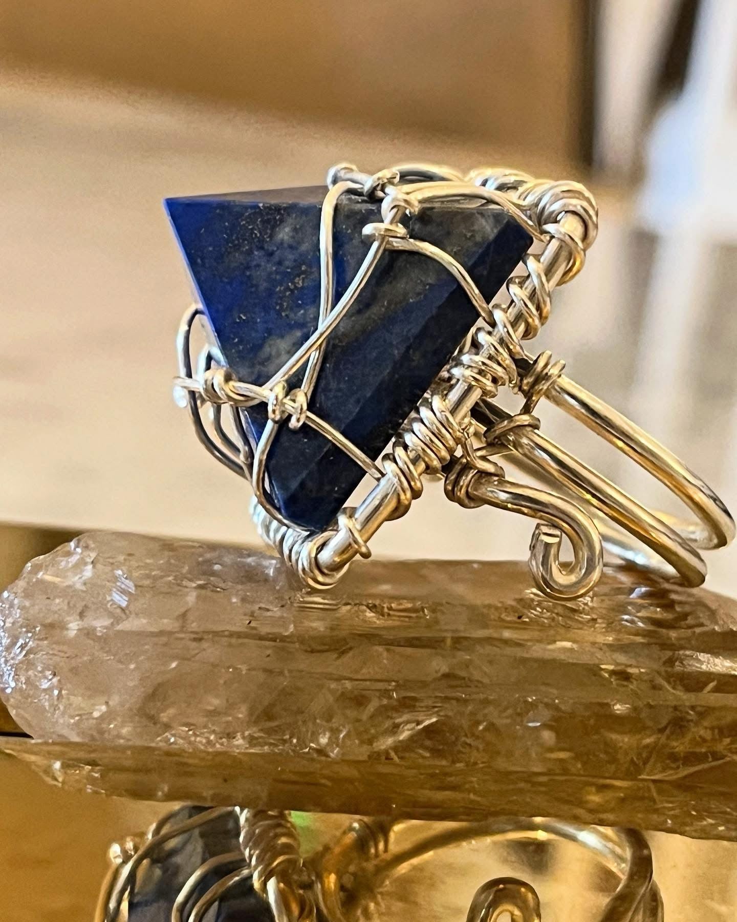 SILVER+LAPIS LAZULI PYRAMID RING