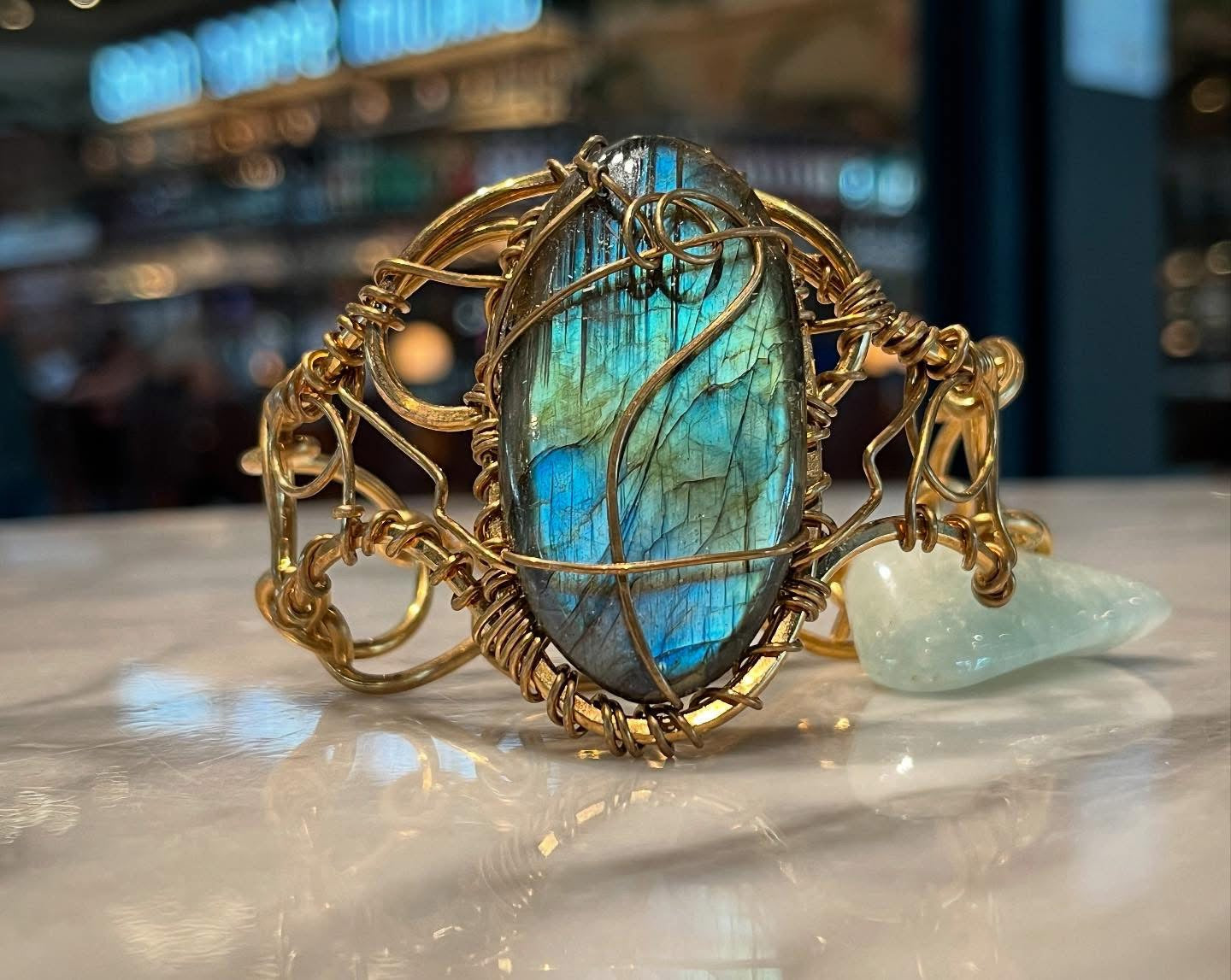 BRONZE+LABRADORITE CUFF BRACELET