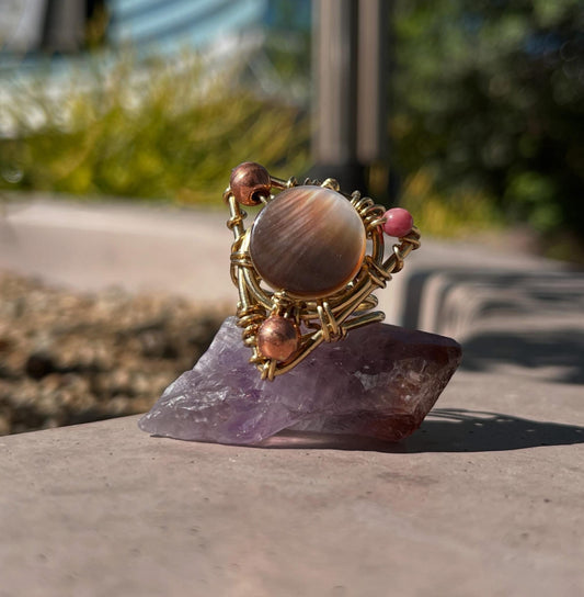 ABALONE+COPPER+RHODONITE “TRIANGULIGHT” RING IN BRONZE