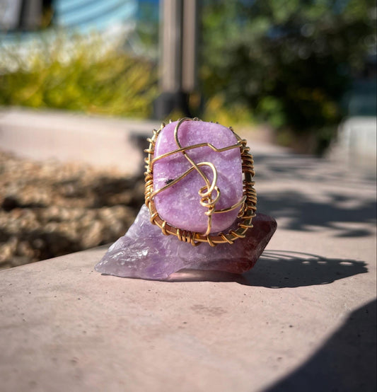 LEPIDOLITE RING IN BRONZE