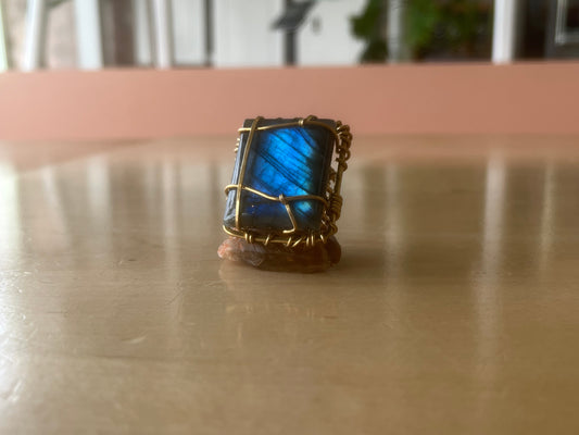 LABRADORITE RING IN BRONZE
