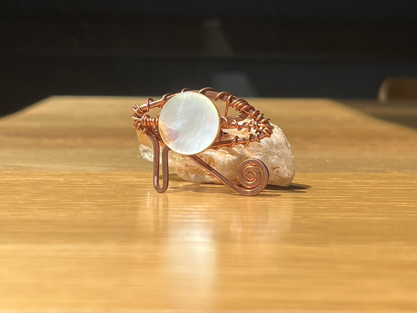 ABALONE SHELL EYE OF HERU RING IN COPPER