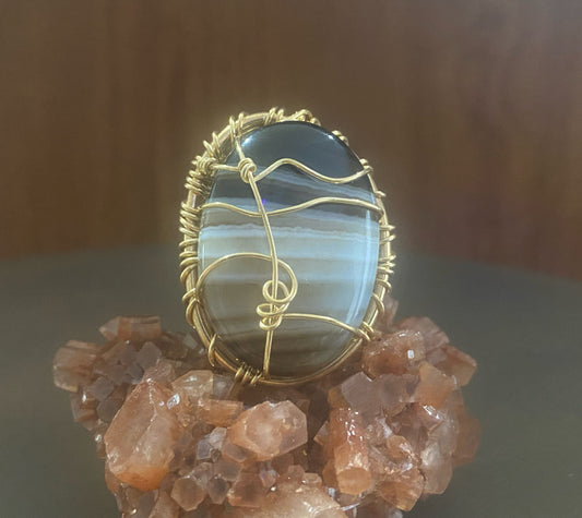 BRONZE+BANDED AGATE RING