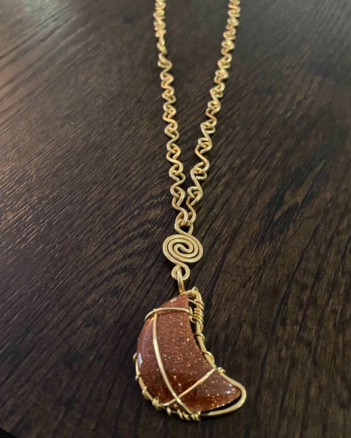 BRONZE+GOLDSTONE CRESENT S-LINK NECKLACE