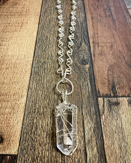 SILVER+CLEAR QUARTZ POINT S-LINK NECKLACE