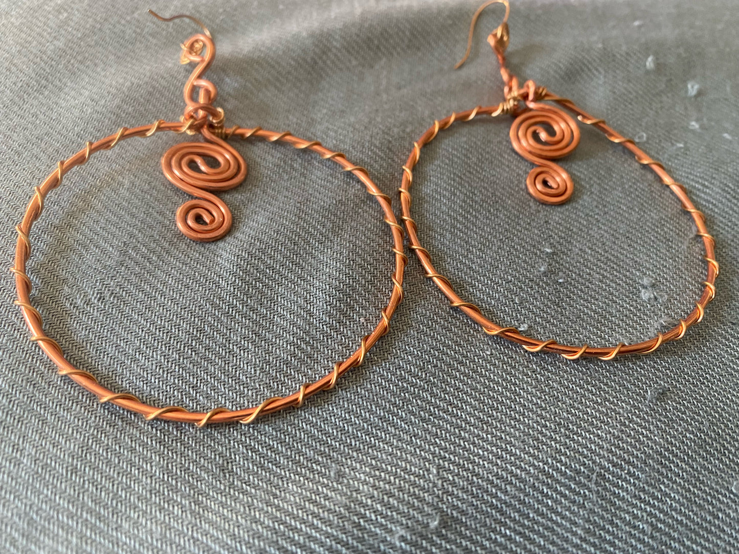 COPPER DOUBLE SWIRL HOOP EARRINGS